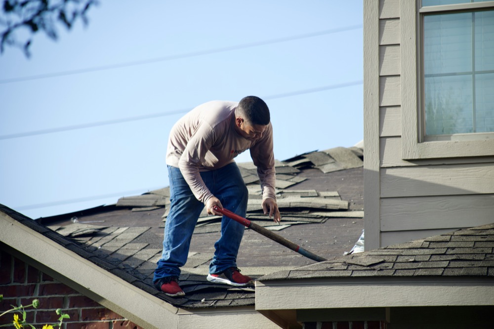 Roofing service